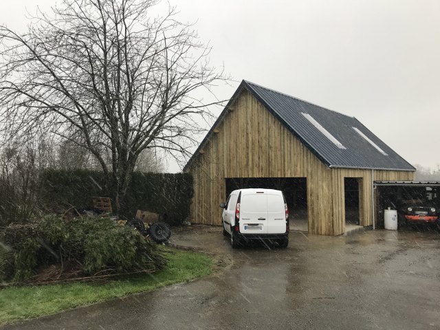 GRAND GARAGE