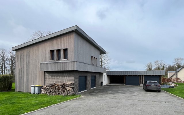 Garage 33b